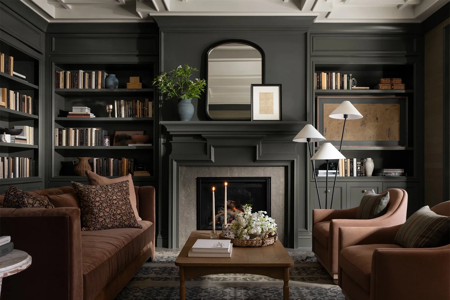 dark-and-moody-decorating-ideas-4107291404